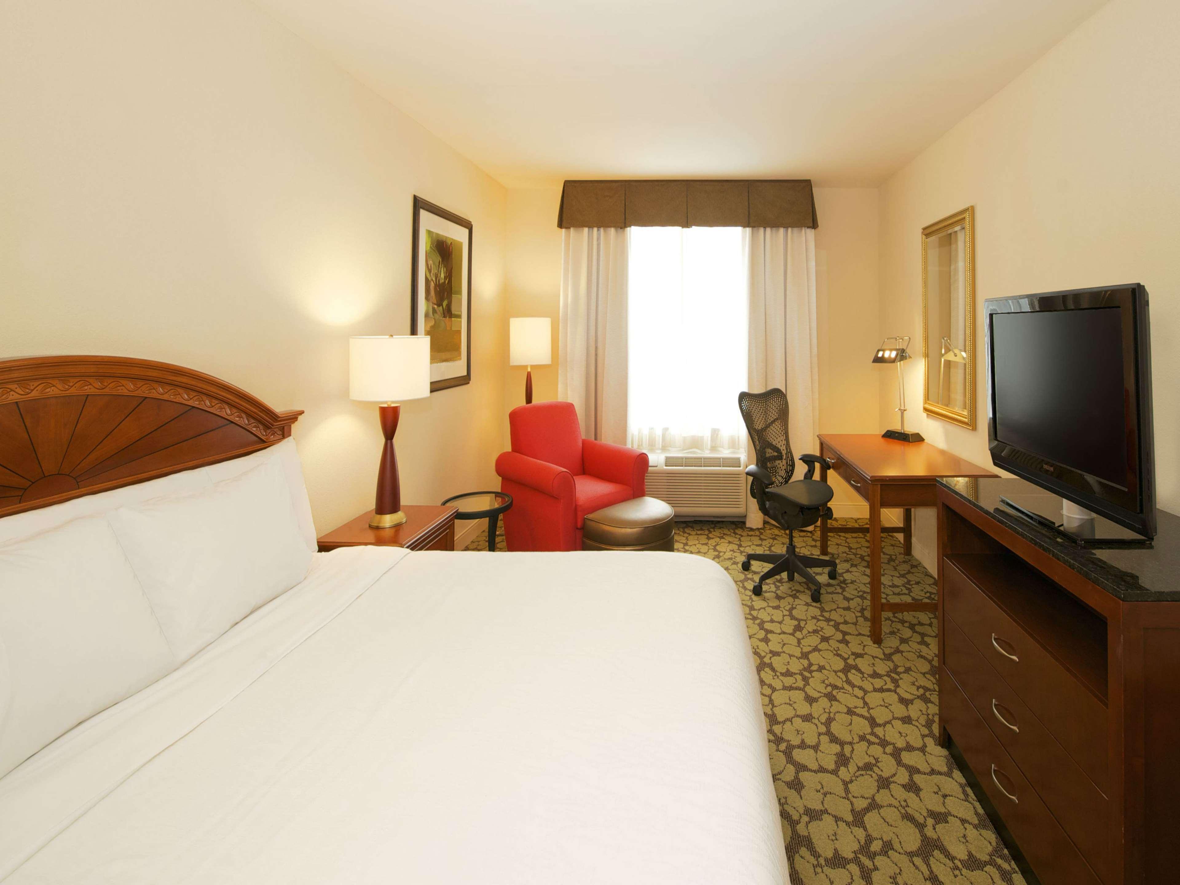 Hilton Garden Inn Virginia Beach Town Center Kültér fotó