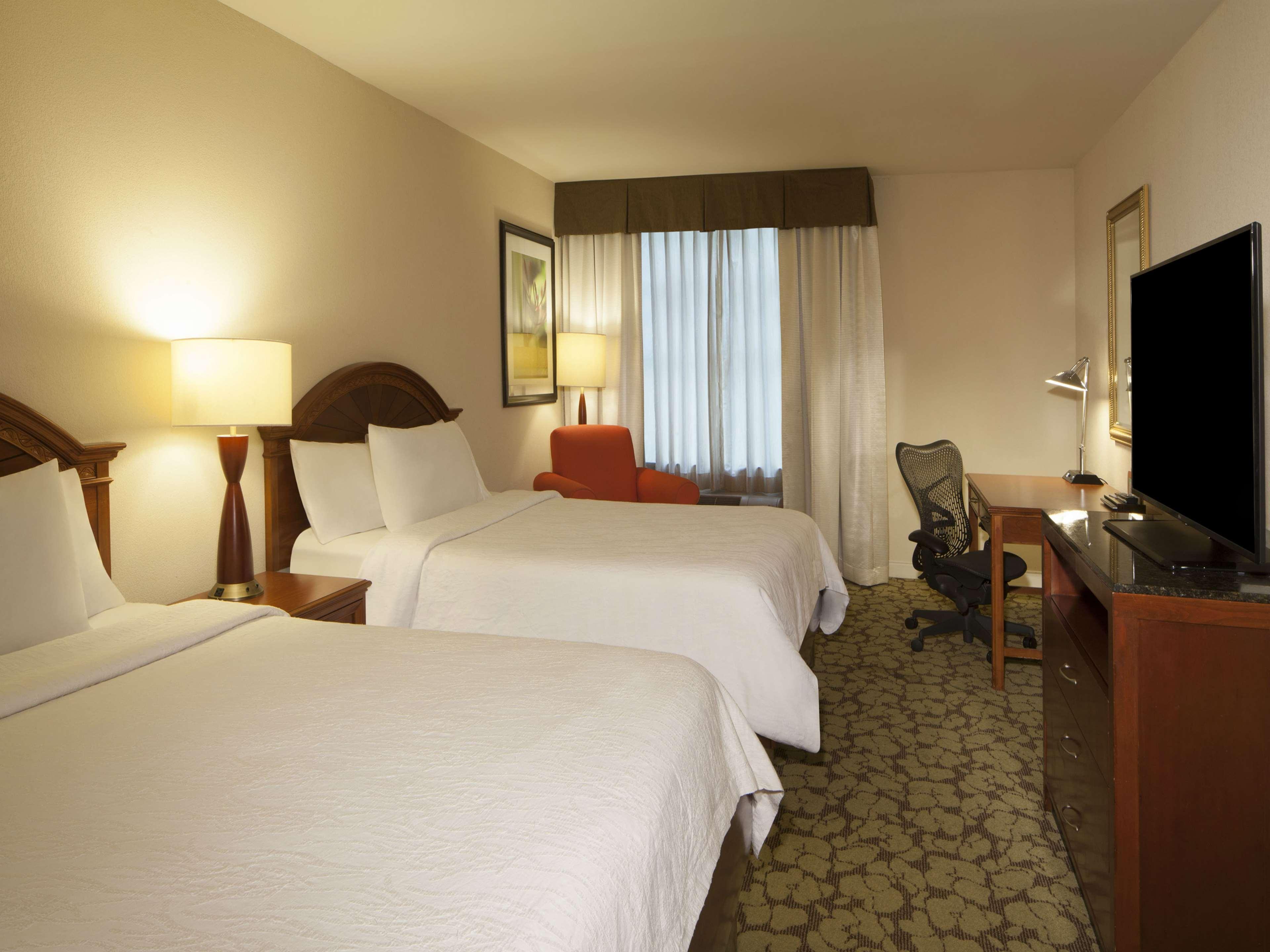 Hilton Garden Inn Virginia Beach Town Center Kültér fotó